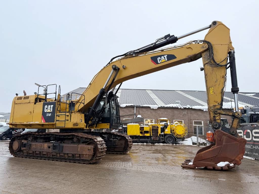 CAT 374FL - Automatic Greasing / TOP Condition