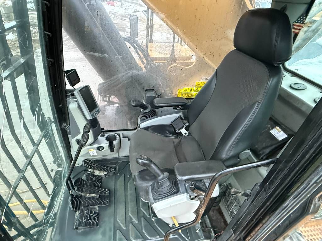 CAT 374FL - Automatic Greasing / TOP Condition
