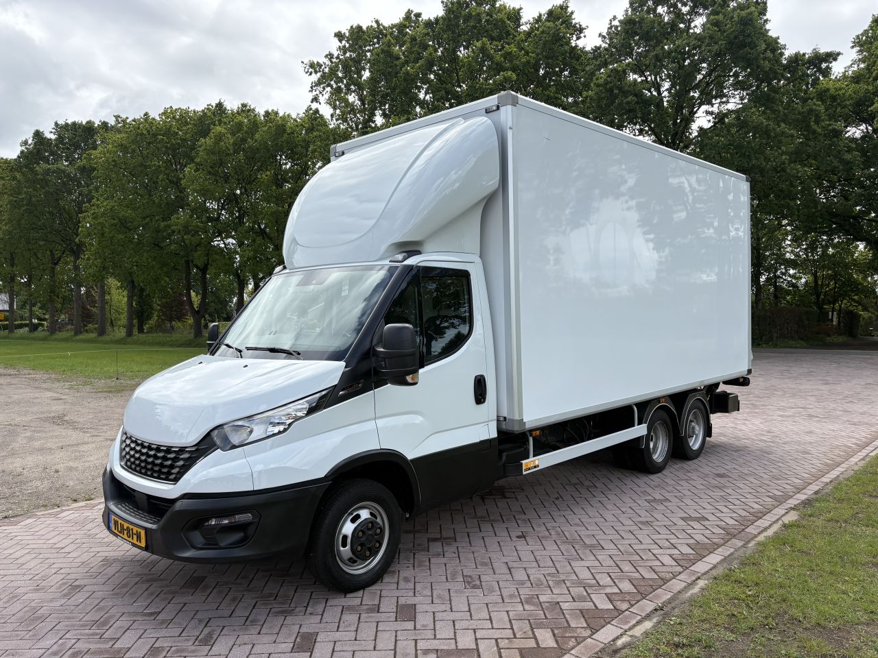 7 ton Iveco Daily 40C18 Hi Matic automaat Clixtar N1