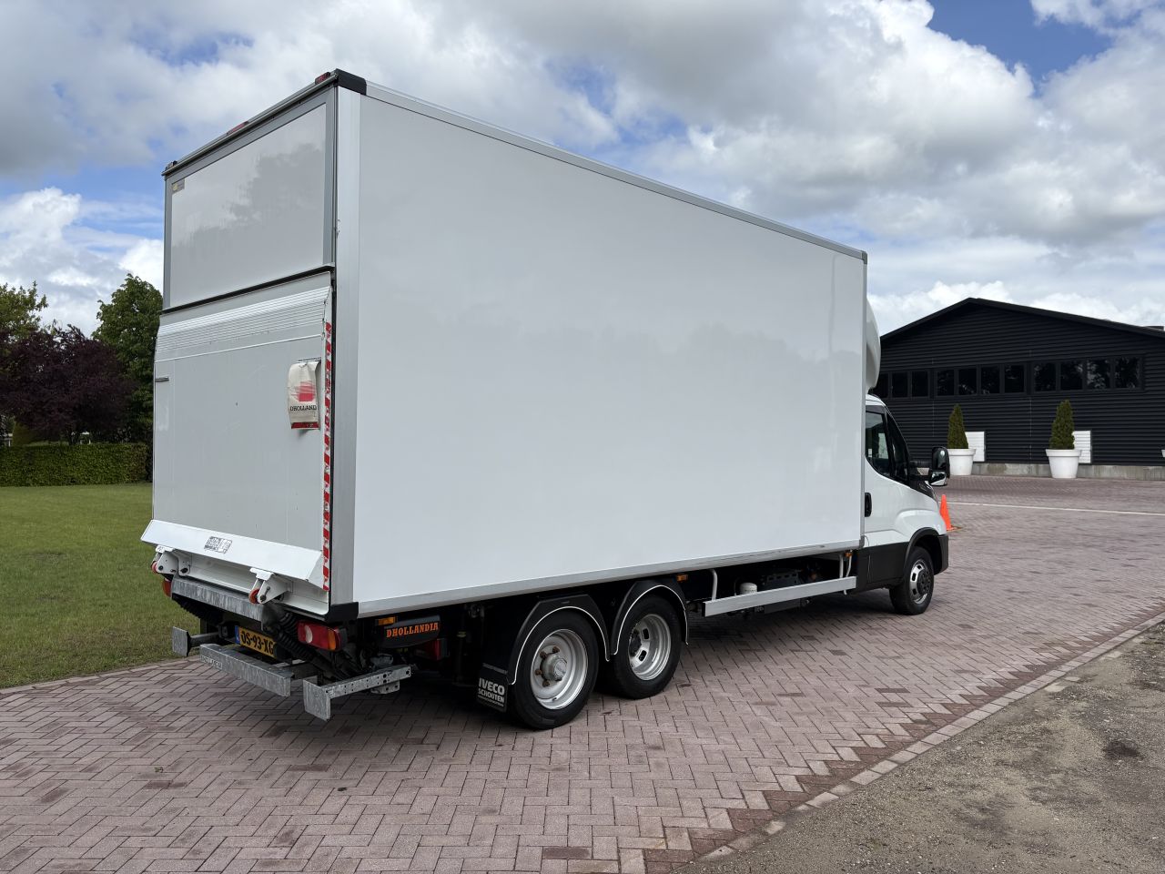 7 ton Iveco Daily 40C18 Hi Matic automaat Clixtar N1