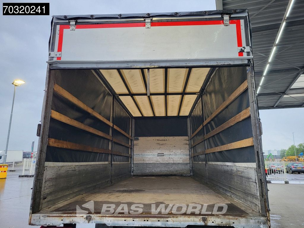 DAF LF LF 220 4X2 12t Automatic Tailgate Euro 6