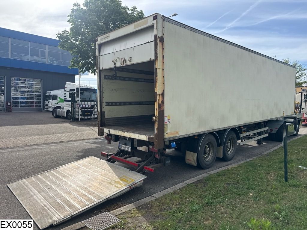 Fruehauf gesloten bak MBB 2000K
