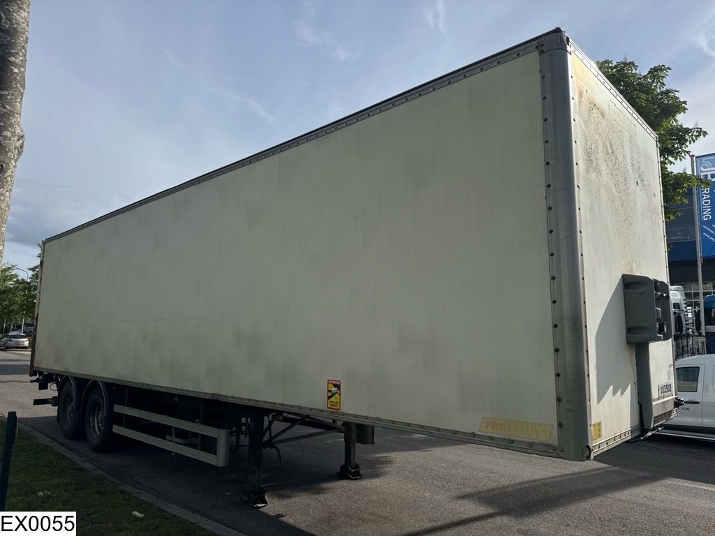 Fruehauf gesloten bak MBB 2000K