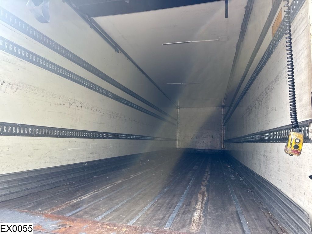 Fruehauf gesloten bak MBB 2000K