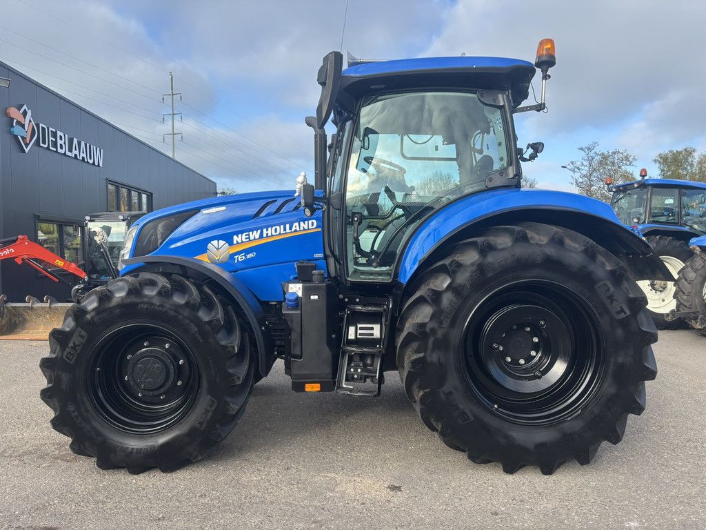 NEW HOLLAND T6.180AC STAGE V