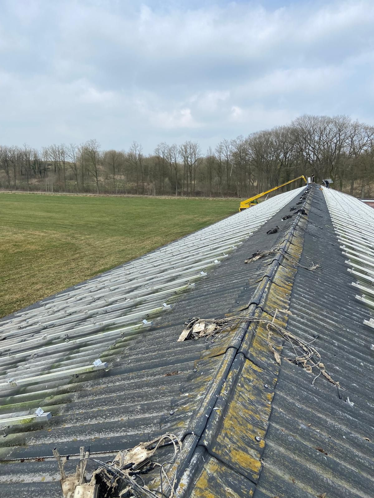 Solarmodule oder komplette Anlage übrig?