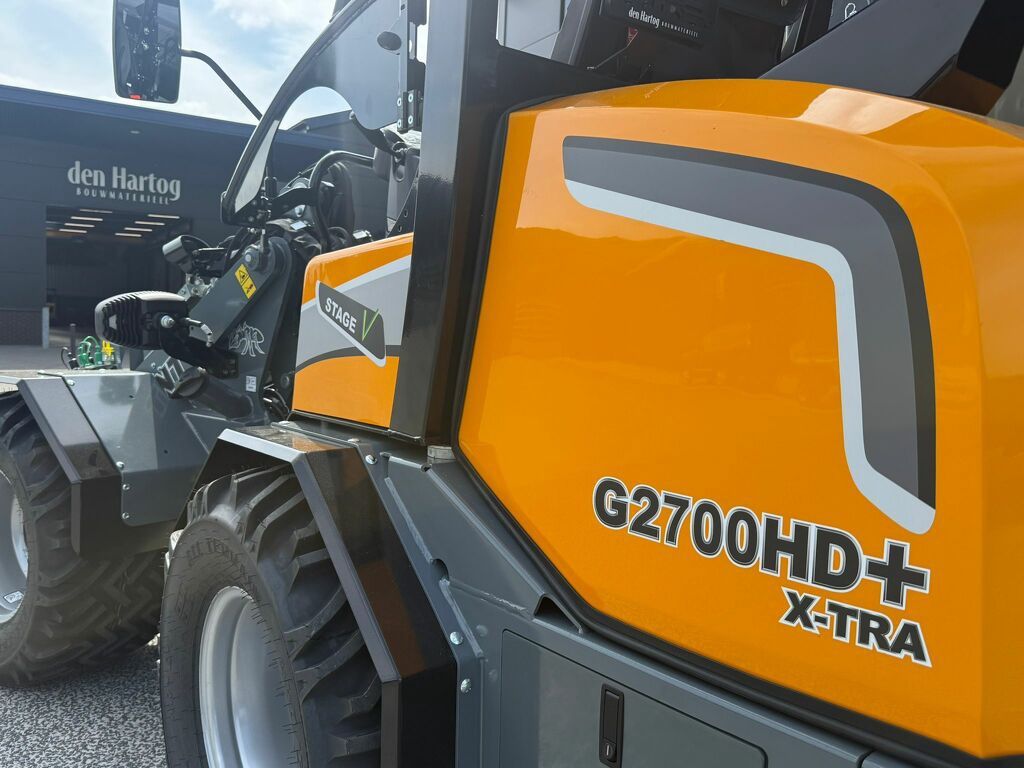 Giant G2700 Xtra HD+