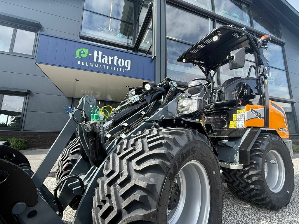 Giant G2700 Xtra HD+