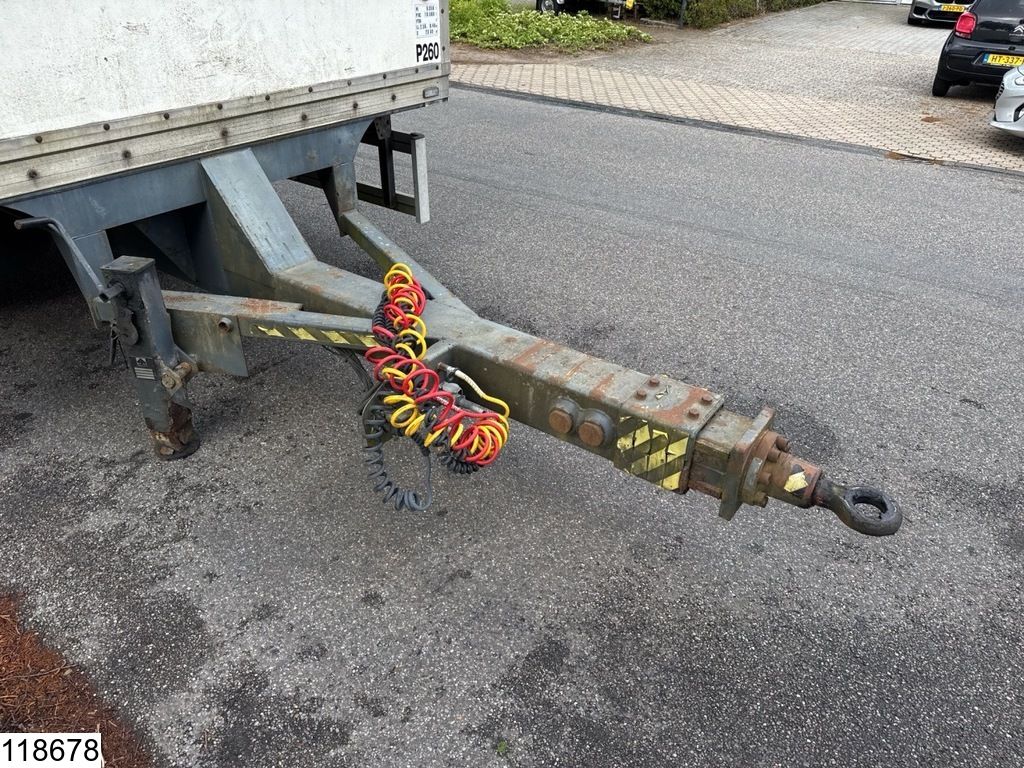 Lecitrailer gesloten bak