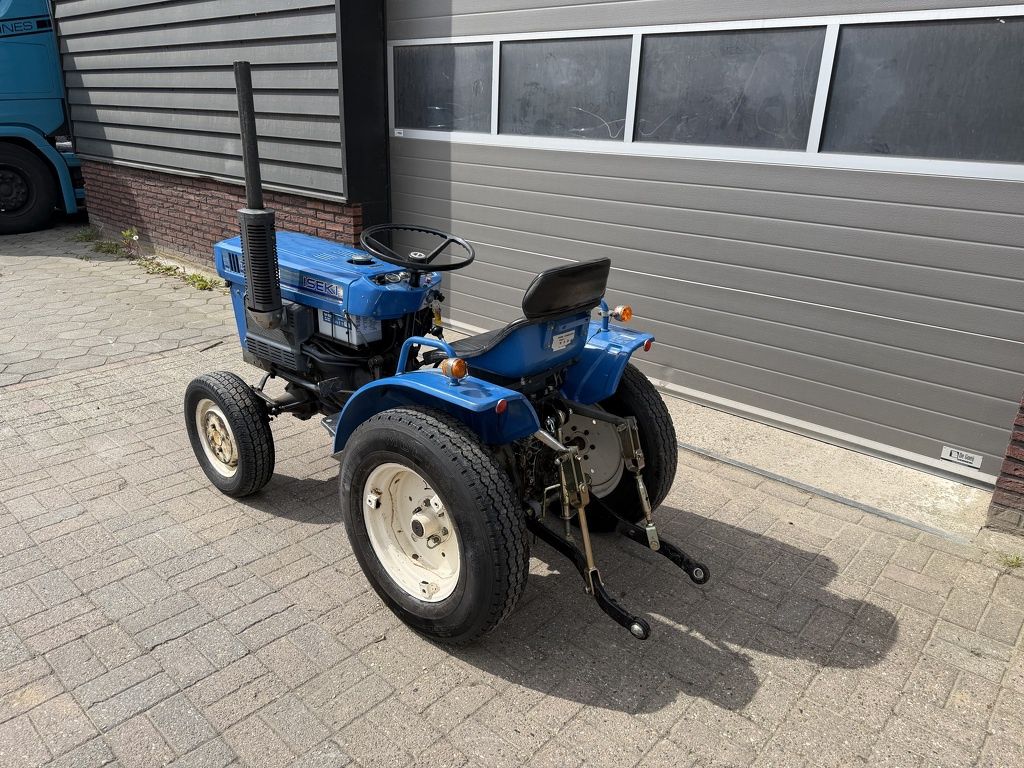 Iseki TX1410 4WD minitractor op gazonbanden