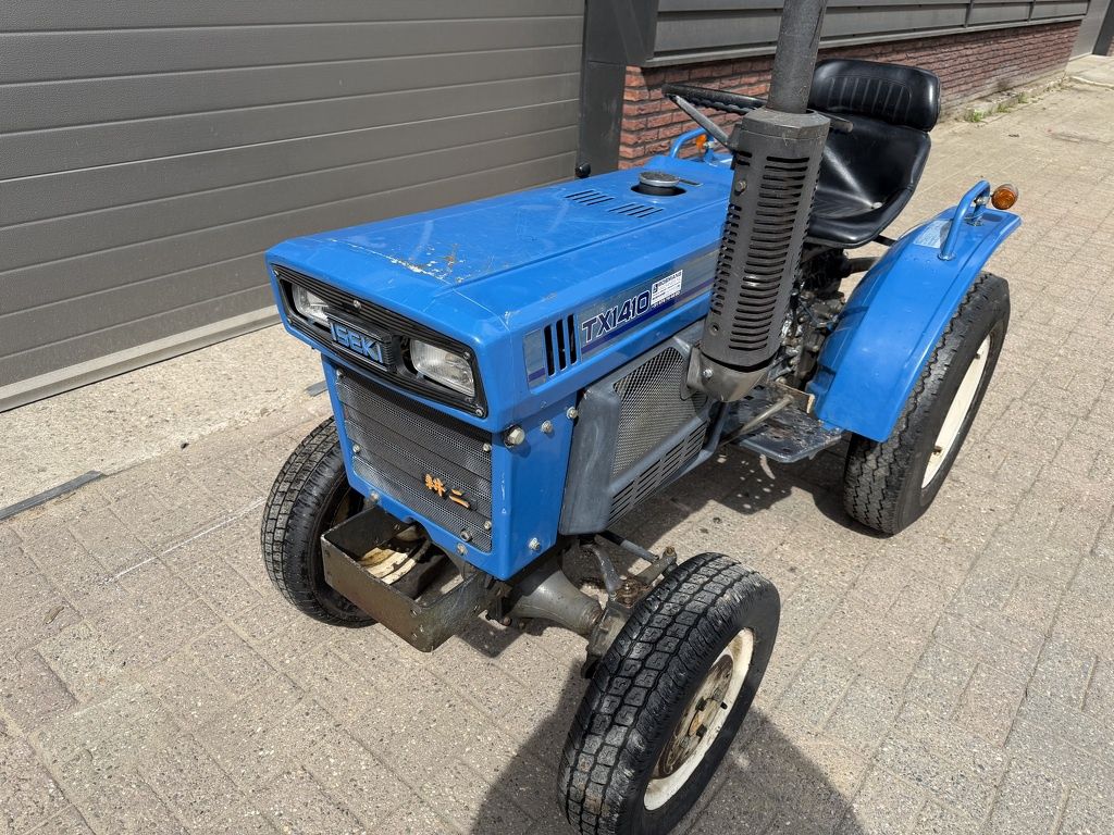 Iseki TX1410 4WD minitractor op gazonbanden