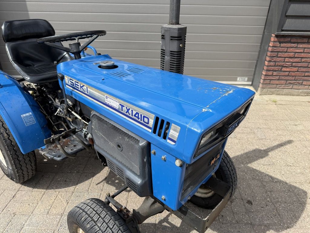 Iseki TX1410 4WD minitractor op gazonbanden