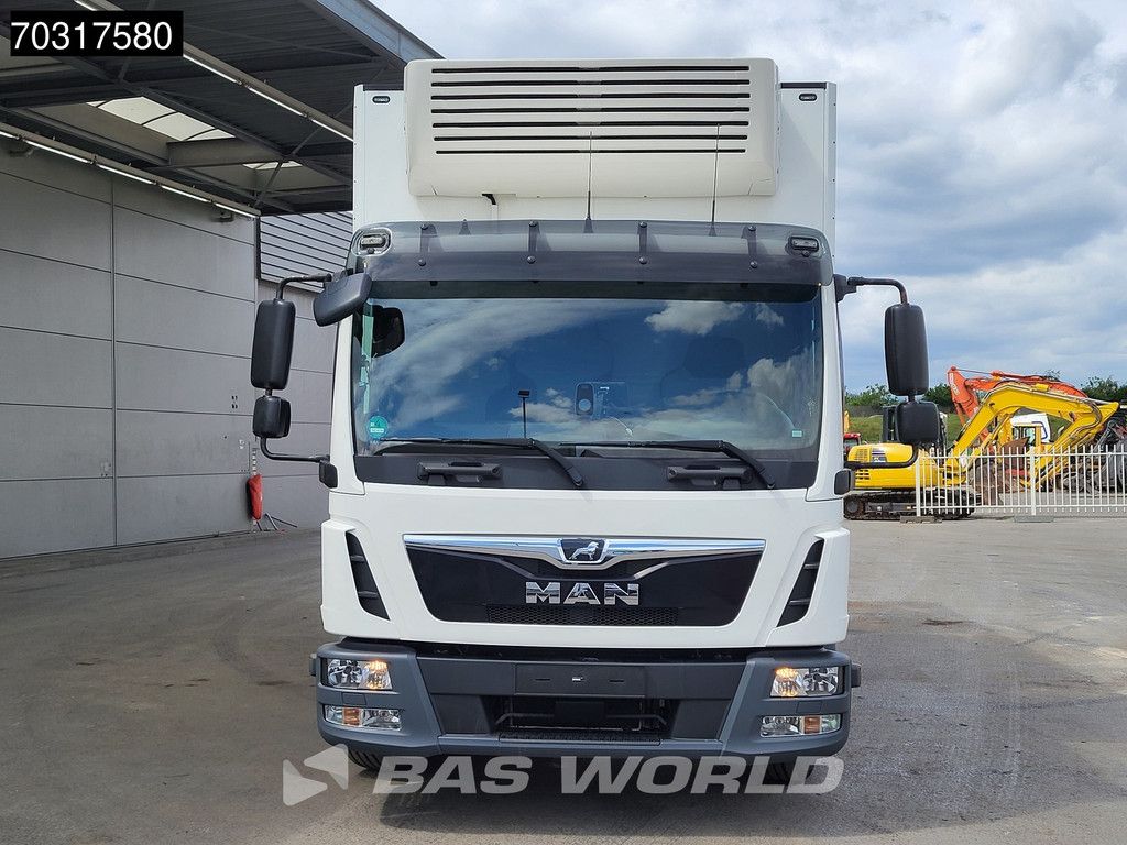 MAN TGL 12.250 4X2 Carrier Syberia 1500kg Ladebordwand Automatic Euro 6