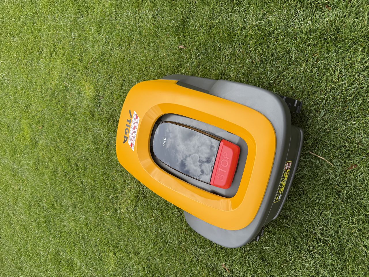 Stiga a10v robotmaaier draadloos nieuw 1000m2 ! Actie prijs