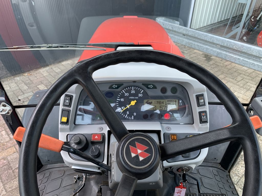Massey Ferguson 1547 DYNA-QPS