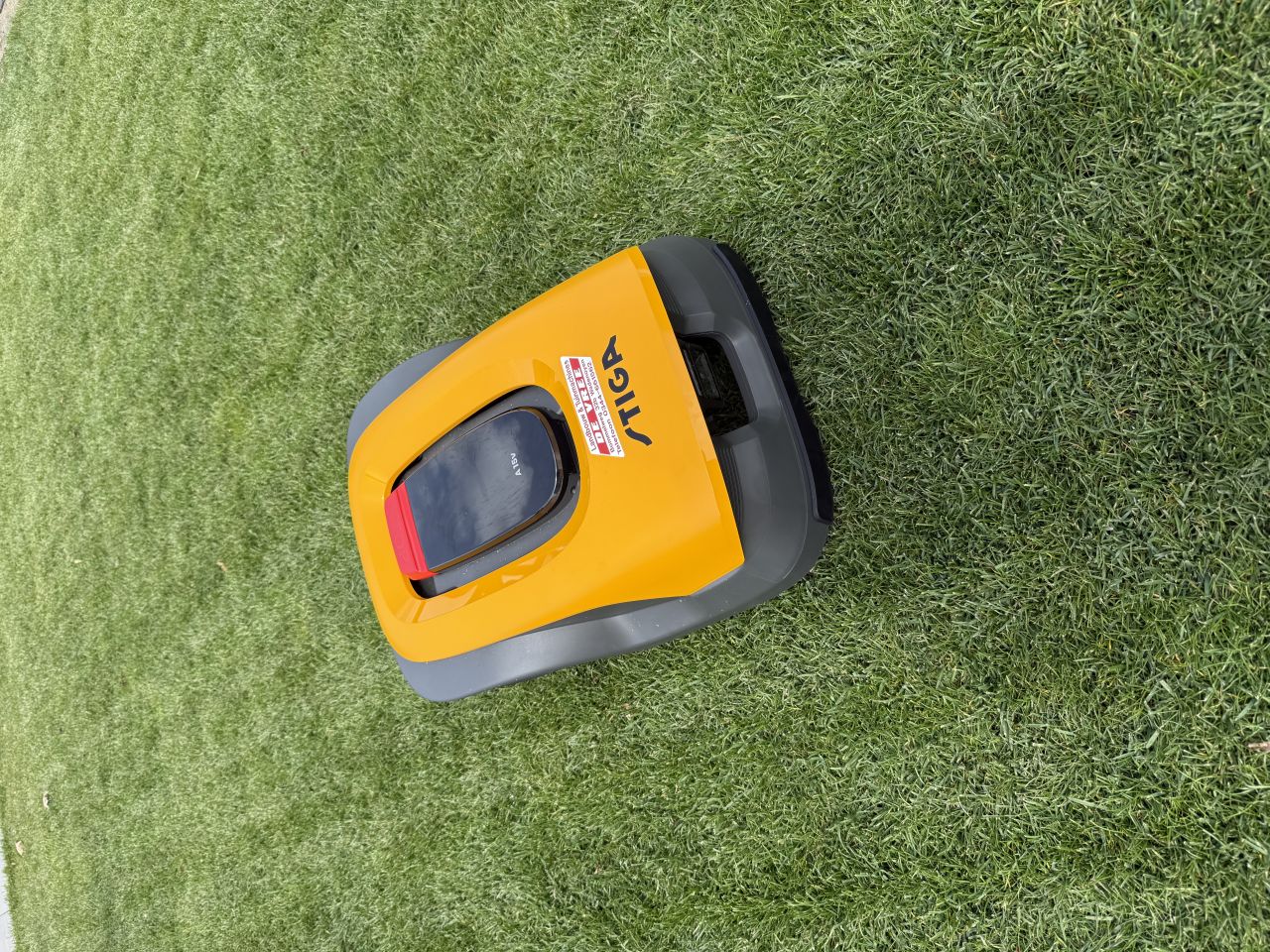 Stiga a15v robotmaaier 1500m2 draadloos actie!