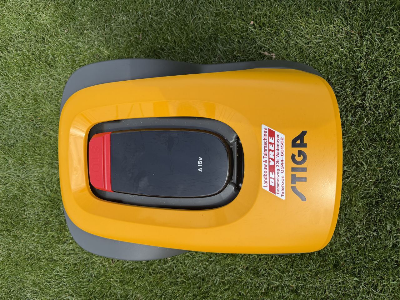 Stiga a15v robotmaaier 1500m2 draadloos actie!