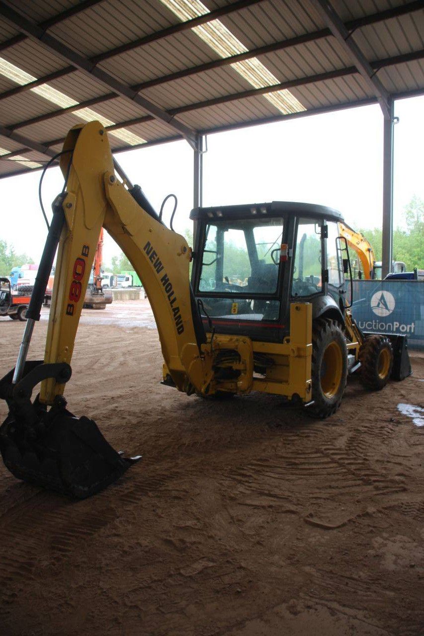 New Holland B90B-SS Diesel-Baggerlader 2017