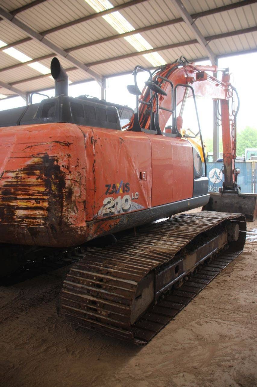 Raupenbagger Hitachi ZX210LC-6 Diesel 2017