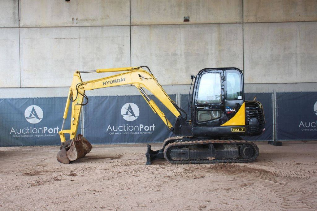 Hyundai R60-7 Diesel Crawler Excavator 2011