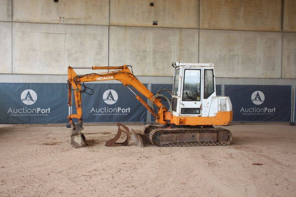 Rupsgraafmachine Hitachi HM 45SA-2 Diesel 1990