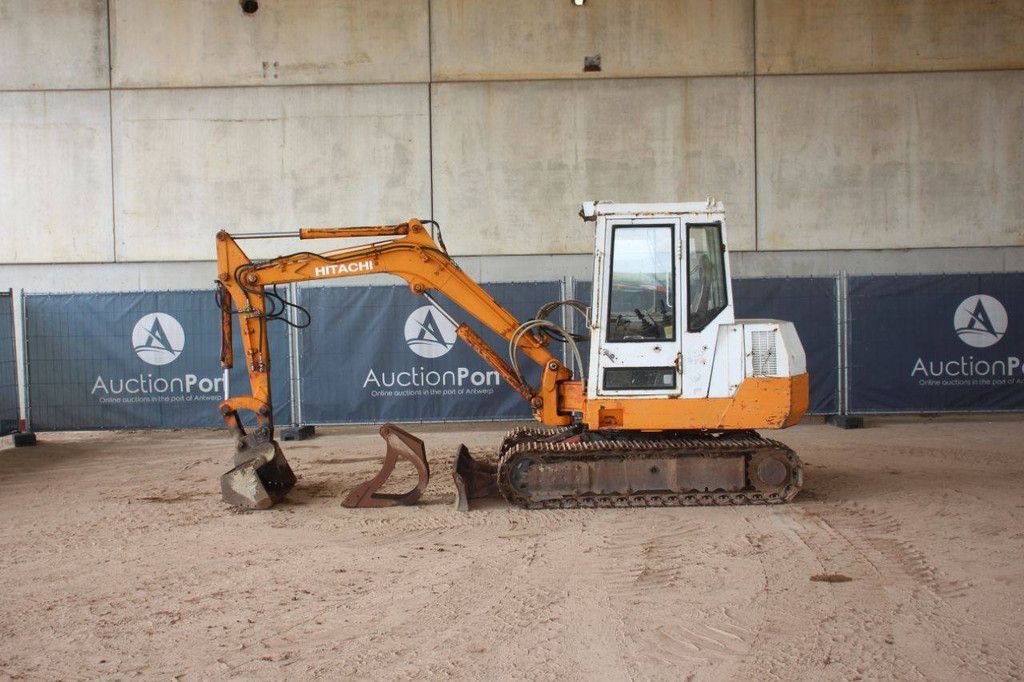Rupsgraafmachine Hitachi HM 45SA-2 Diesel 1990