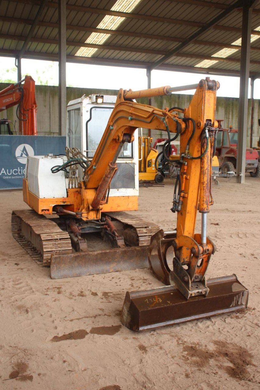 Rupsgraafmachine Hitachi HM 45SA-2 Diesel 1990