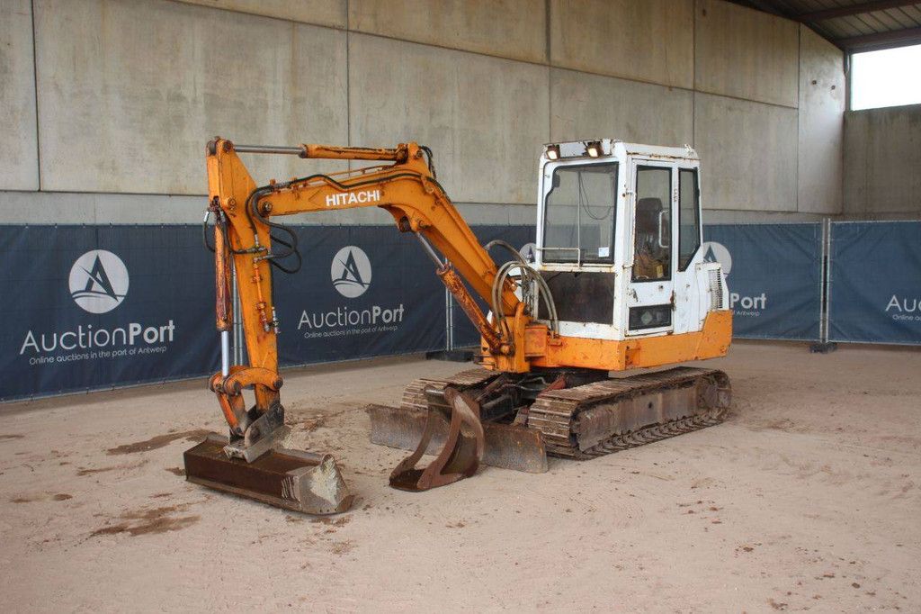 Rupsgraafmachine Hitachi HM 45SA-2 Diesel 1990