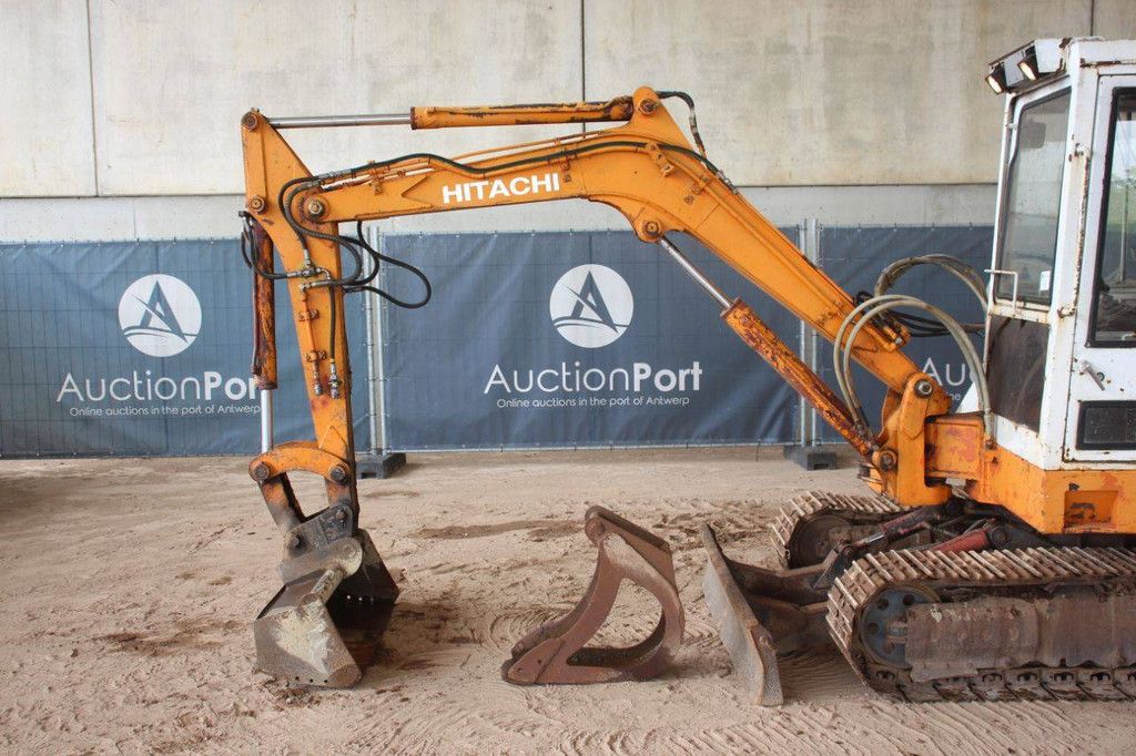 Rupsgraafmachine Hitachi HM 45SA-2 Diesel 1990