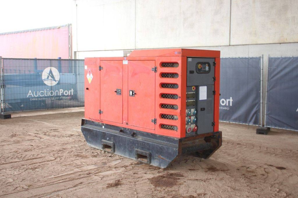 Generator SDMO R110 Diesel 110kVA