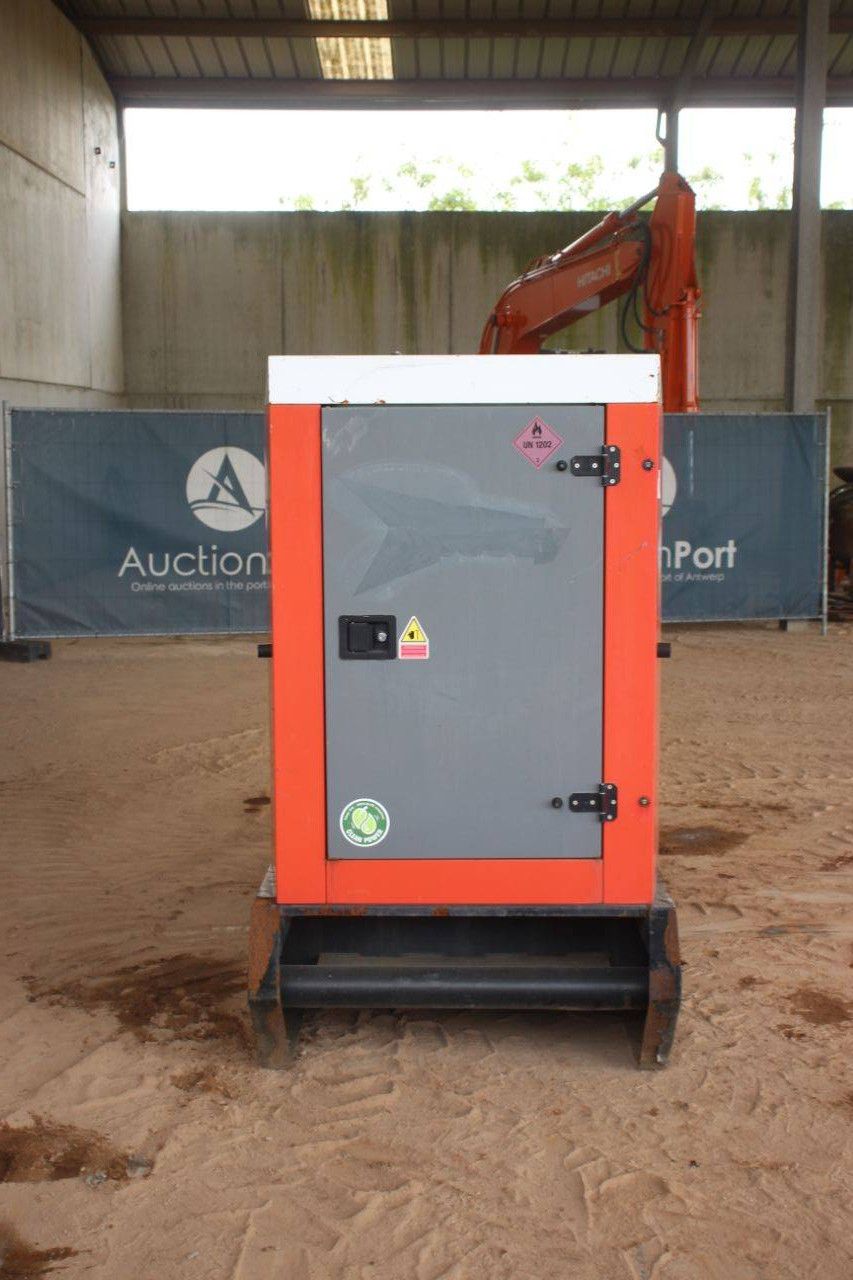 Generator SDMO R110 Diesel 110kVA