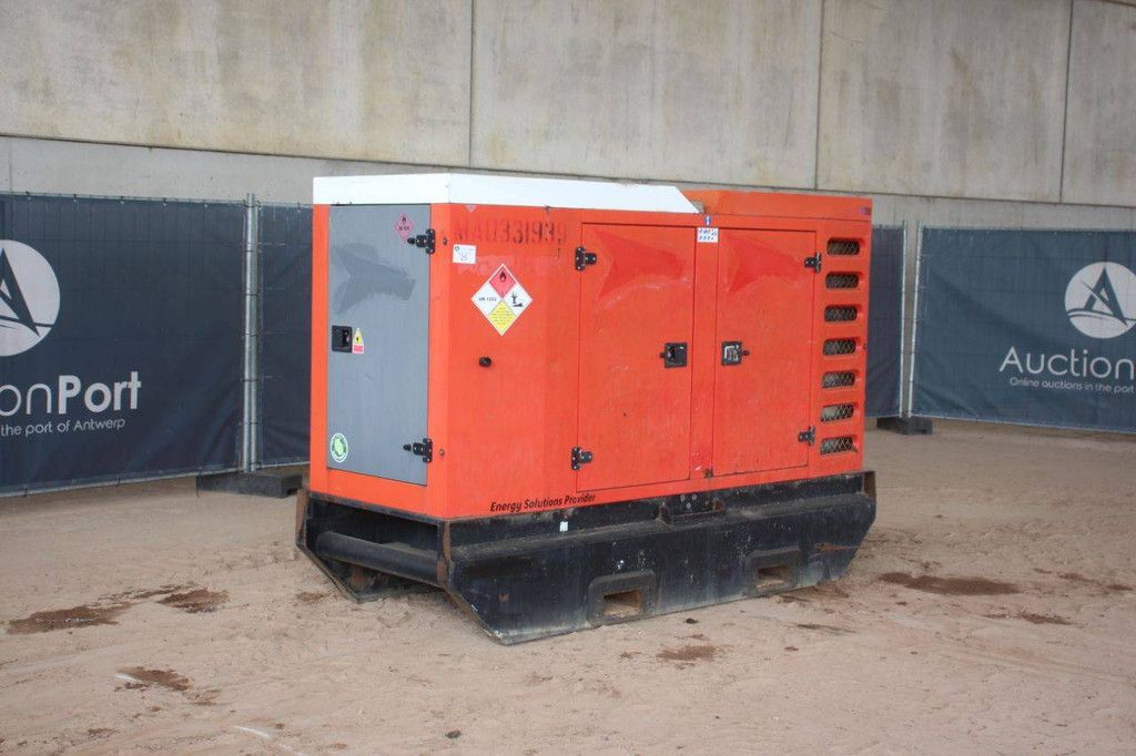 Generator SDMO R110 Diesel 110kVA