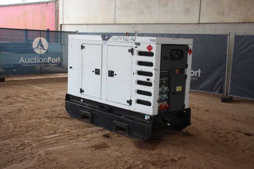Generator SDMO R66 Diesel 2010 60kVA