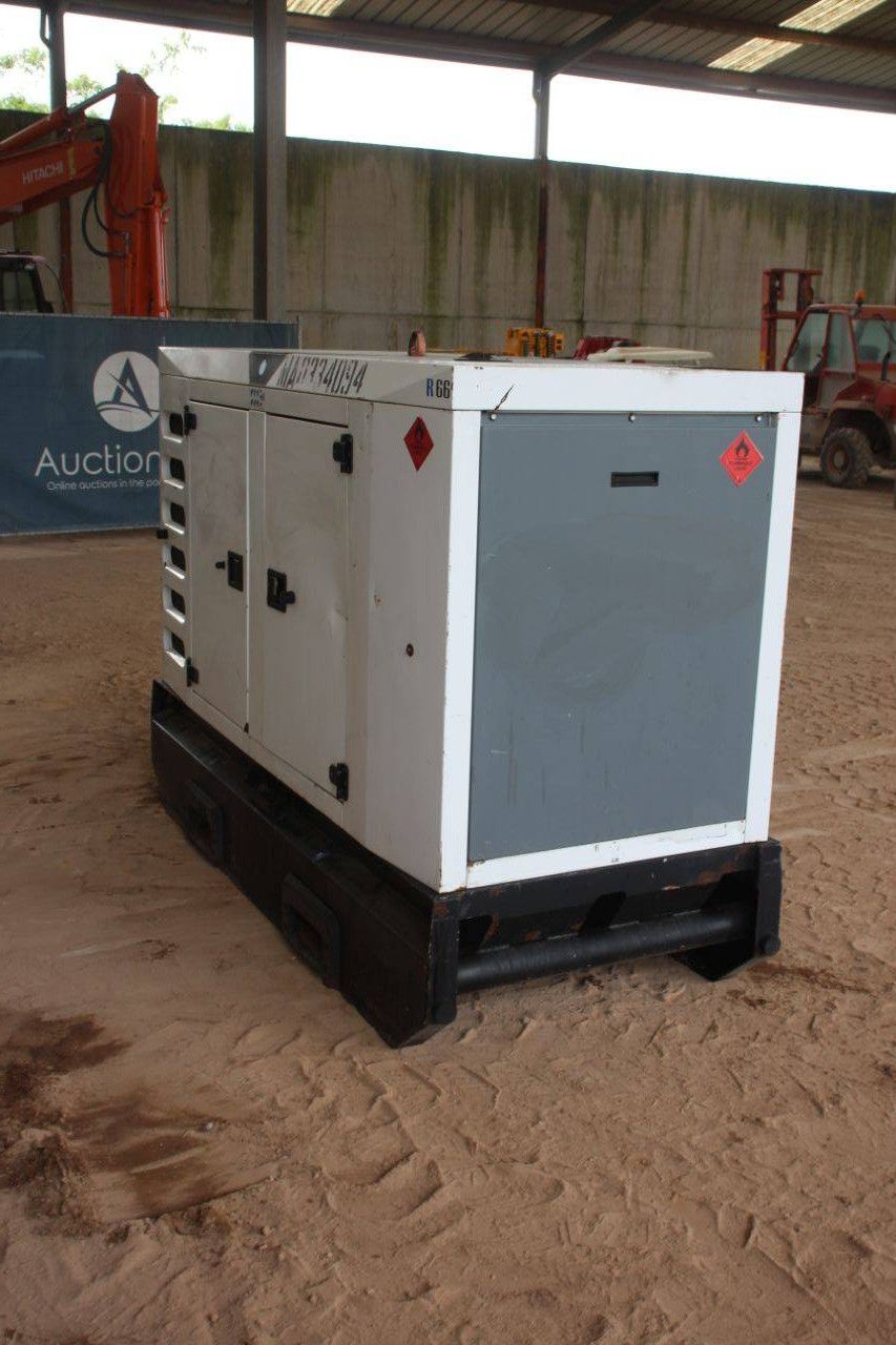 Generator SDMO R66 Diesel 2010 60kVA
