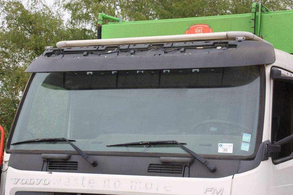 Müllwagen Volvo FM 300 Diesel