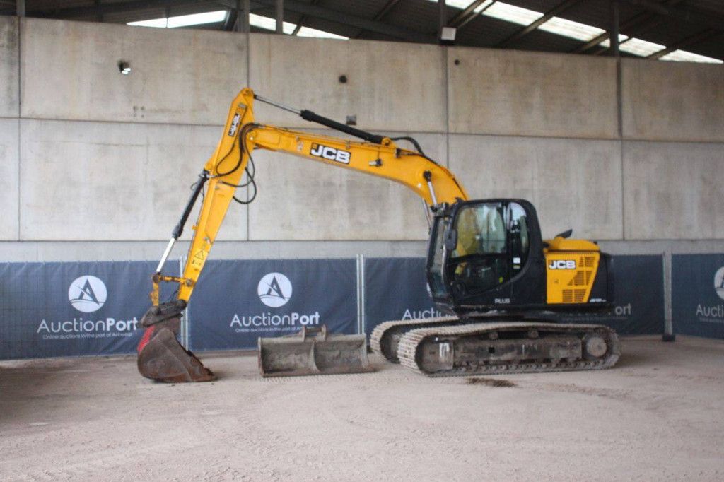 Rupsgraafmachine JCB JS131LC Diesel 55kW 2018
