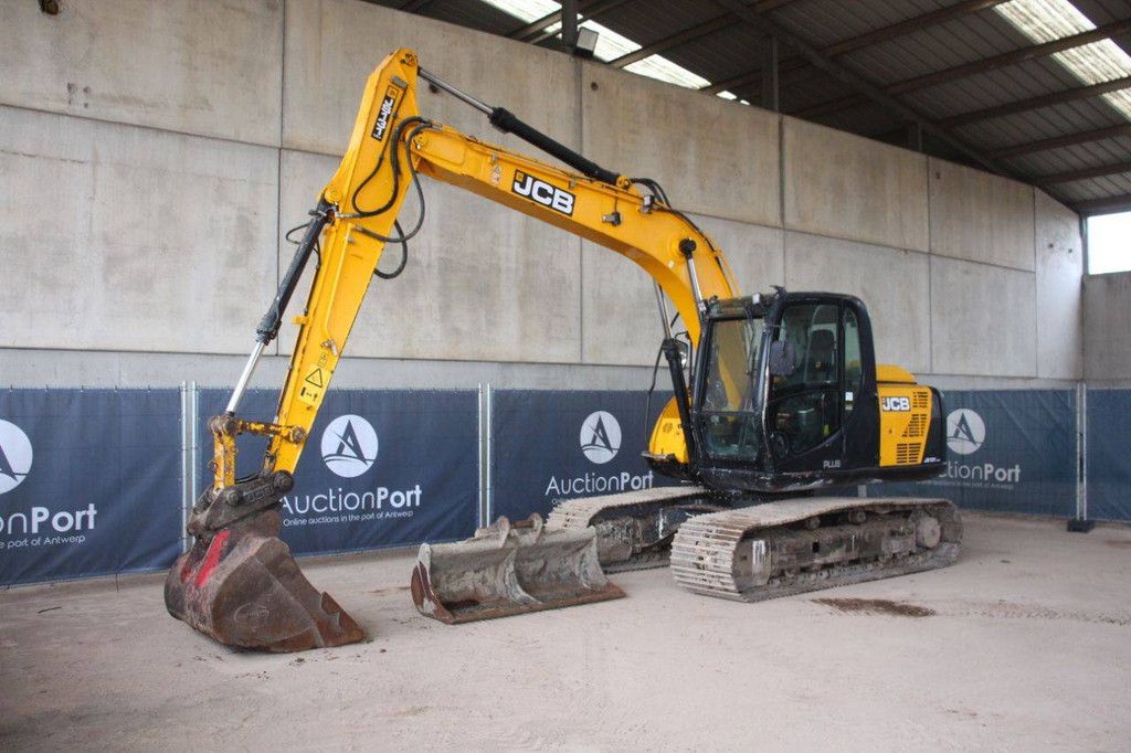 Rupsgraafmachine JCB JS131LC Diesel 55kW 2018