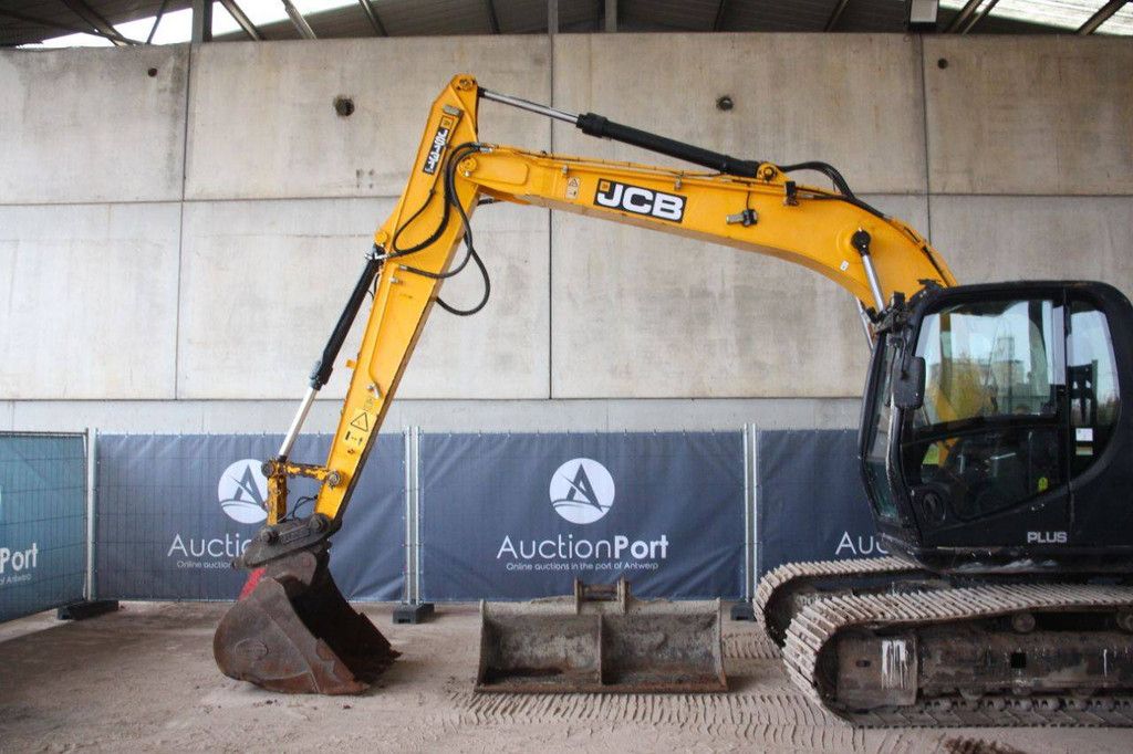 Rupsgraafmachine JCB JS131LC Diesel 55kW 2018