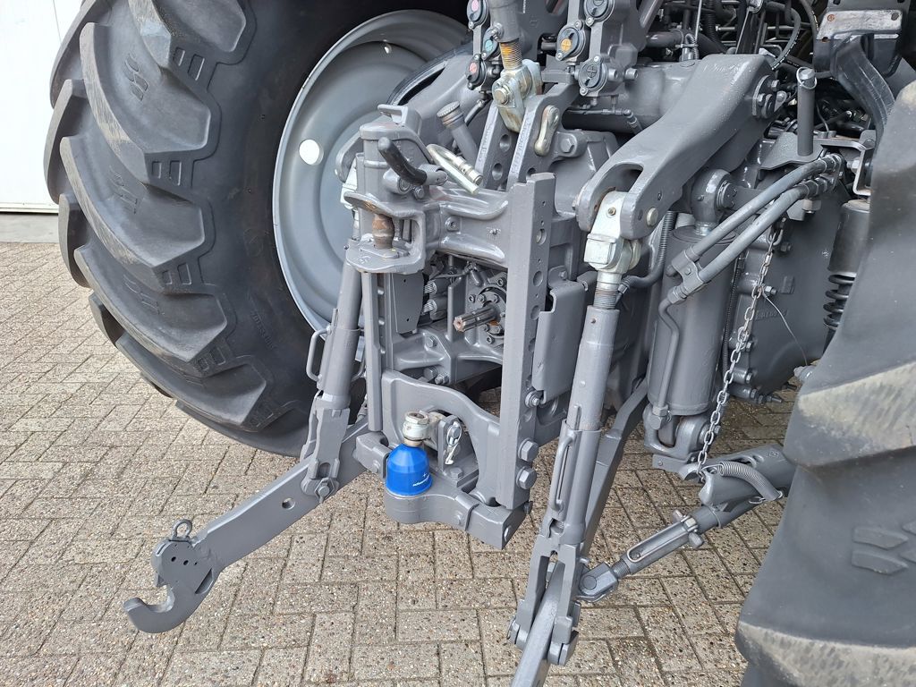 Massey Ferguson 7720 DYNA-VT EFFICIENT