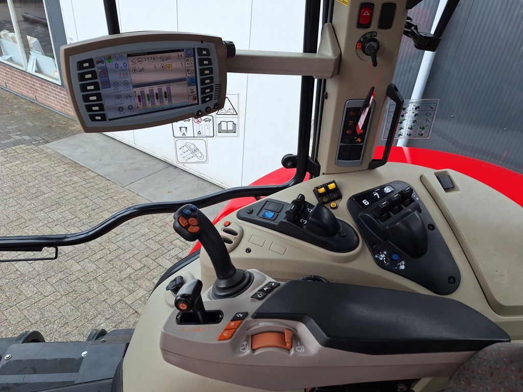 Massey Ferguson 7720 DYNA-VT EFFICIENT