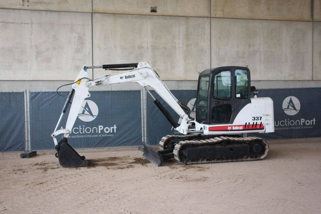 Rupsgraafmachine Bobcat 337G Diesel 37.5kW 2005