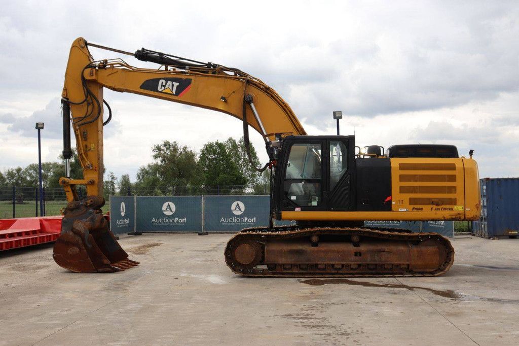 Crawler excavator Caterpillar 336FLXE Diesel 2015