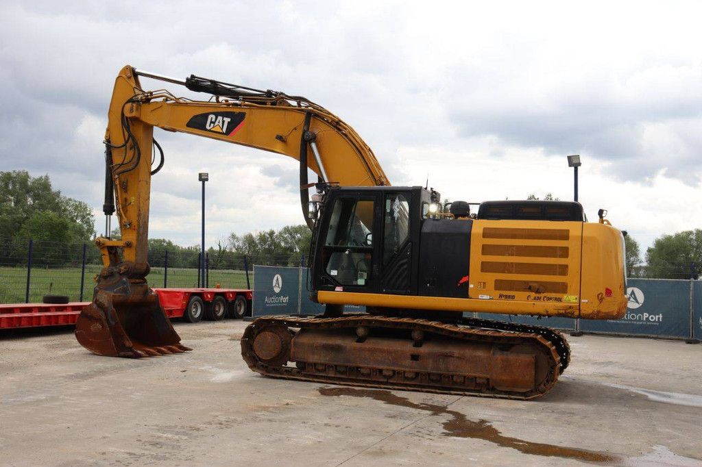 Crawler excavator Caterpillar 336FLXE Diesel 2015