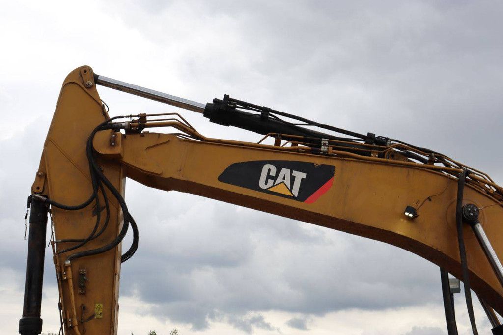 Crawler excavator Caterpillar 336FLXE Diesel 2015