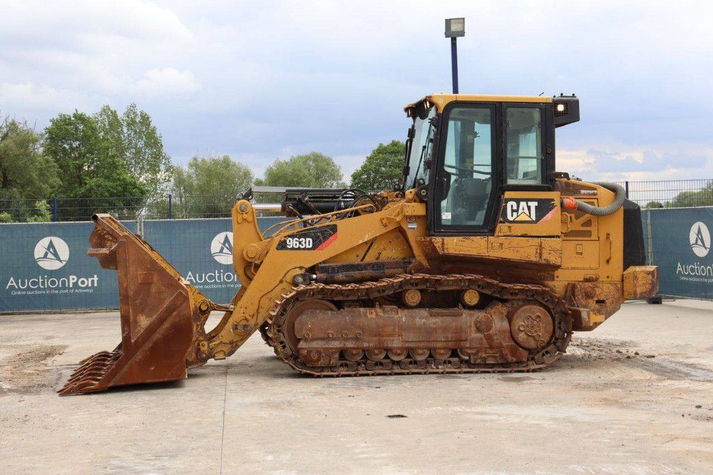 Bulldozer Caterpillar 963D Diesel