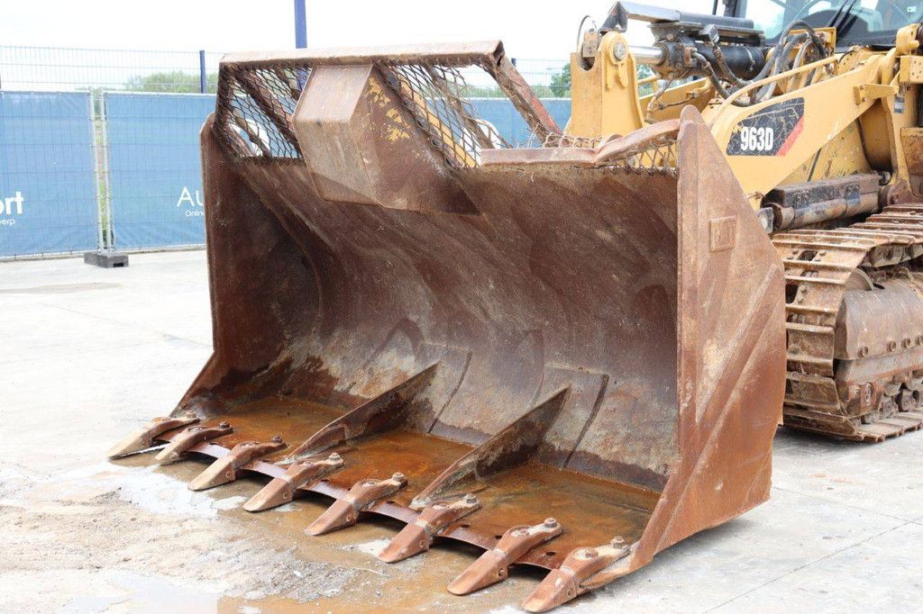 Bulldozer Caterpillar 963D Diesel