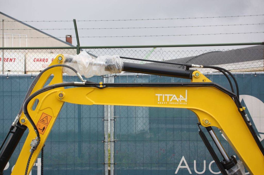 Titan TE25 Diesel Mini Excavator 2025 New