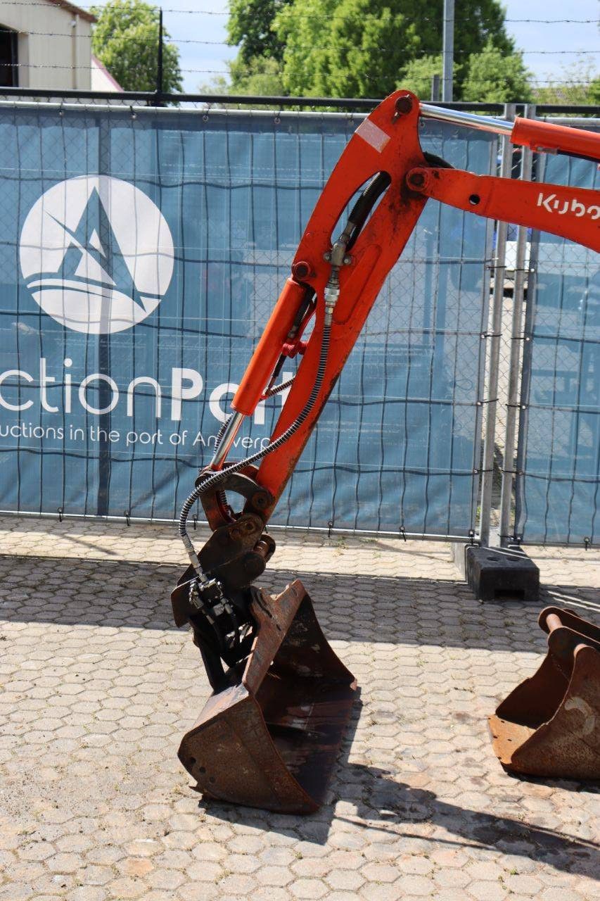 Minibagger Kubota KX41-3V Diesel 11,8 kW 2010