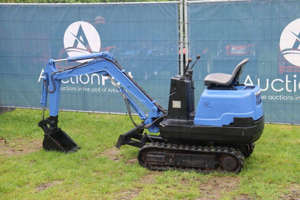 Mini excavator Mitsubishi ME085 Diesel