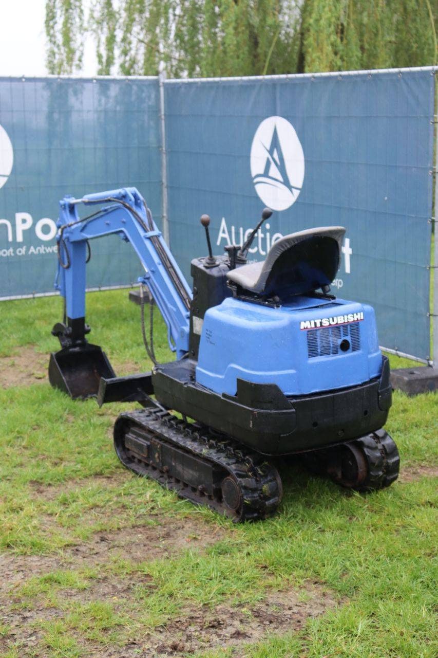 Mini excavator Mitsubishi ME085 Diesel